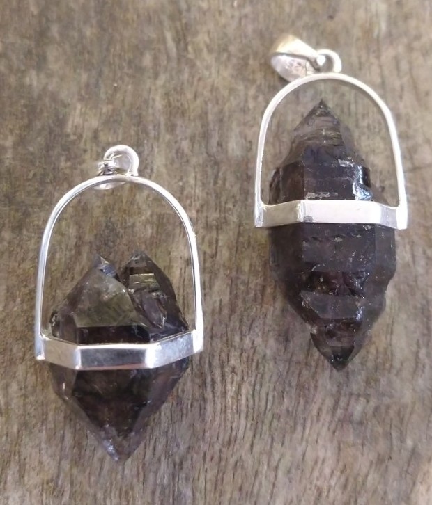Pendant: Natural Smokey Quartz 'Morella' Crystal Set in Sterling Silver - Image 2