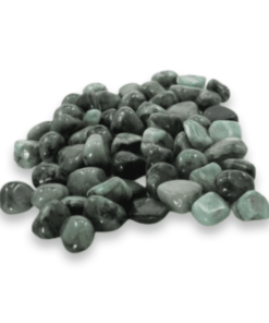 Tumbled Stone: Emerald