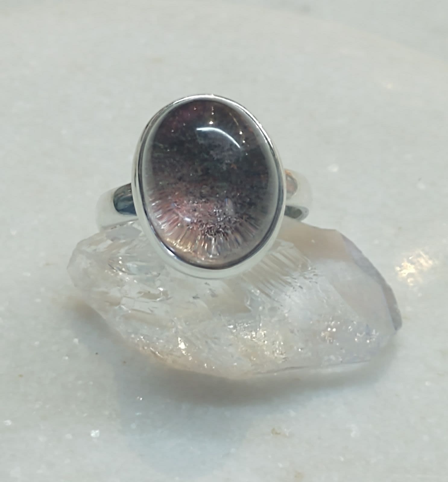 Lodolite Cabuchon Oval Simple Band RIng size 10