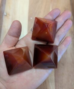 Carving: Pyramid: Carnelian 35