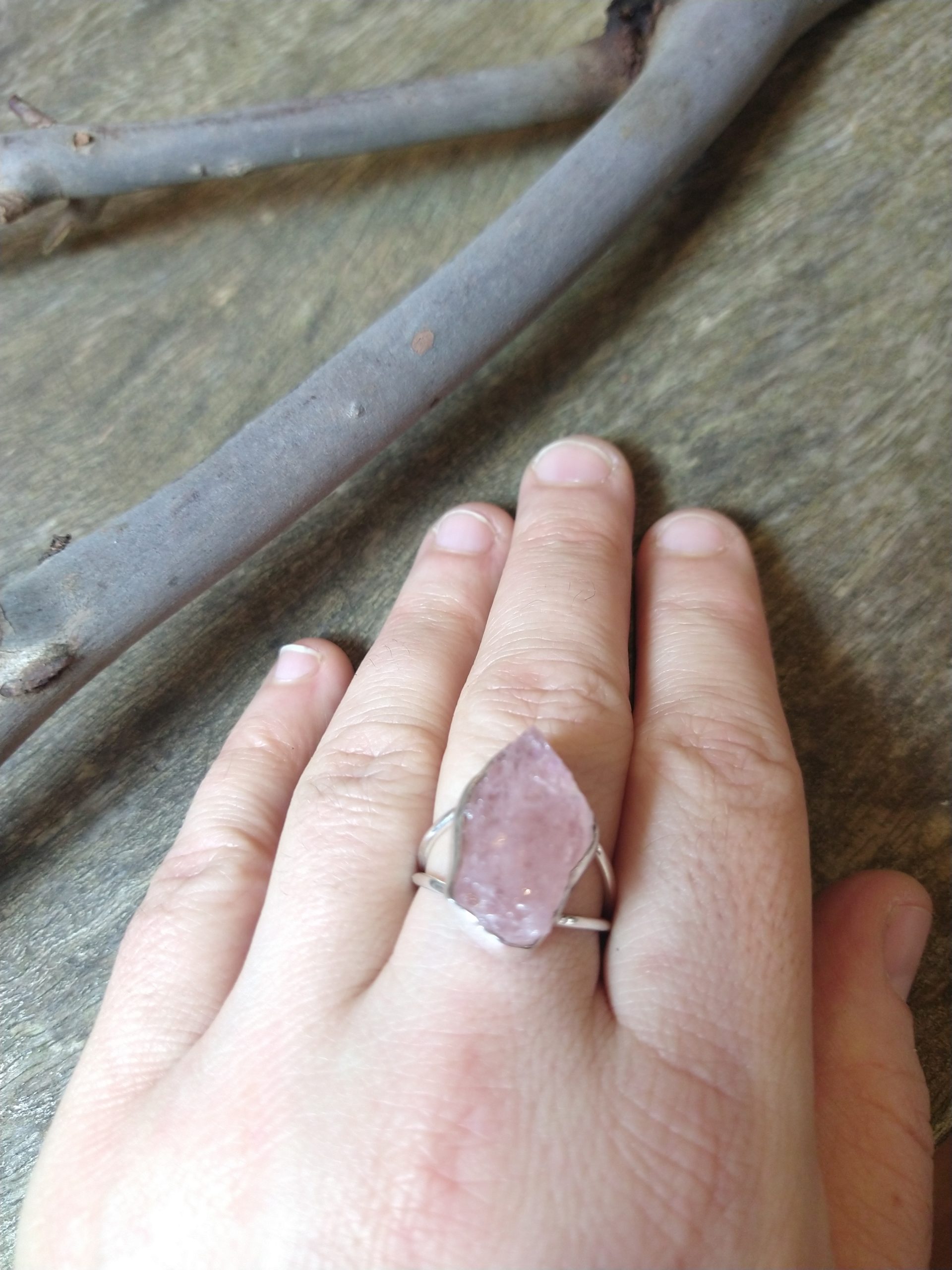 Ring: Raw Morganite Crystal Set in 925 Sterling Silver (S 1/2) - Image 2