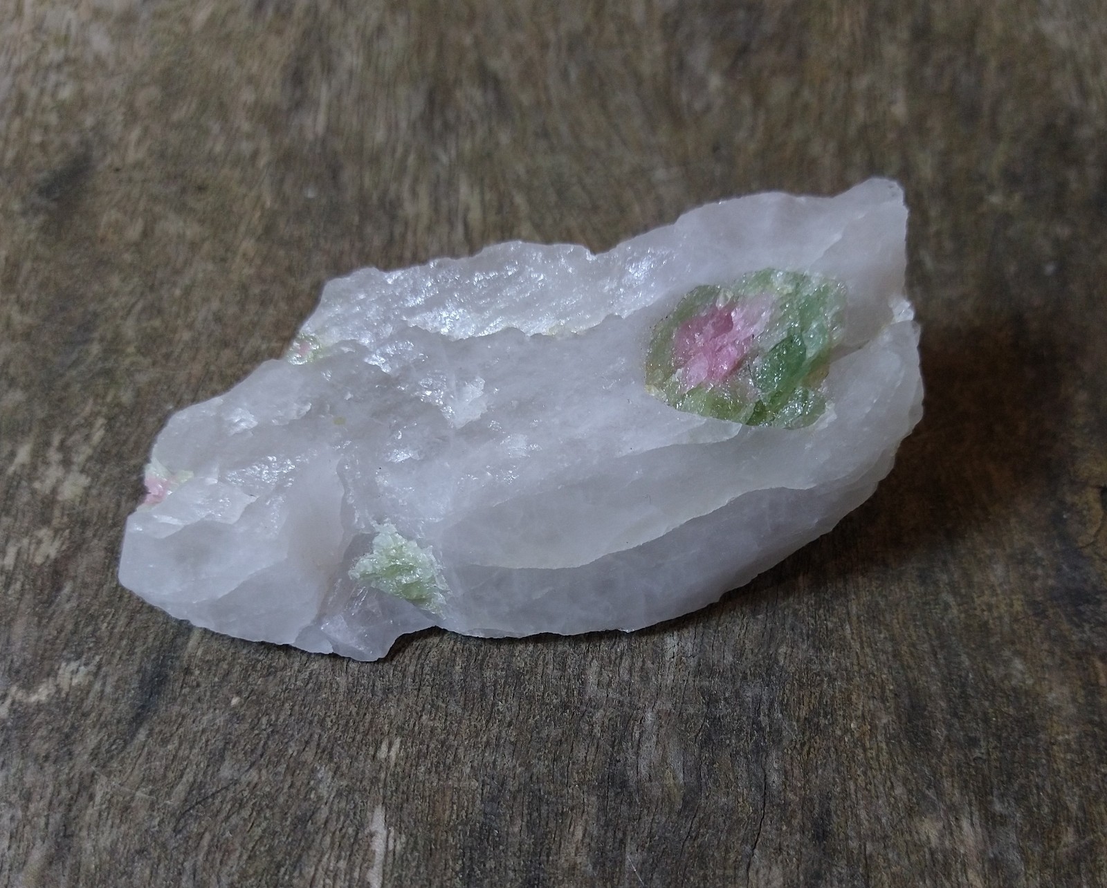 Natural Crystals: Watermelon Tourmaline in Quartz (Approx 10x4x3cm)
