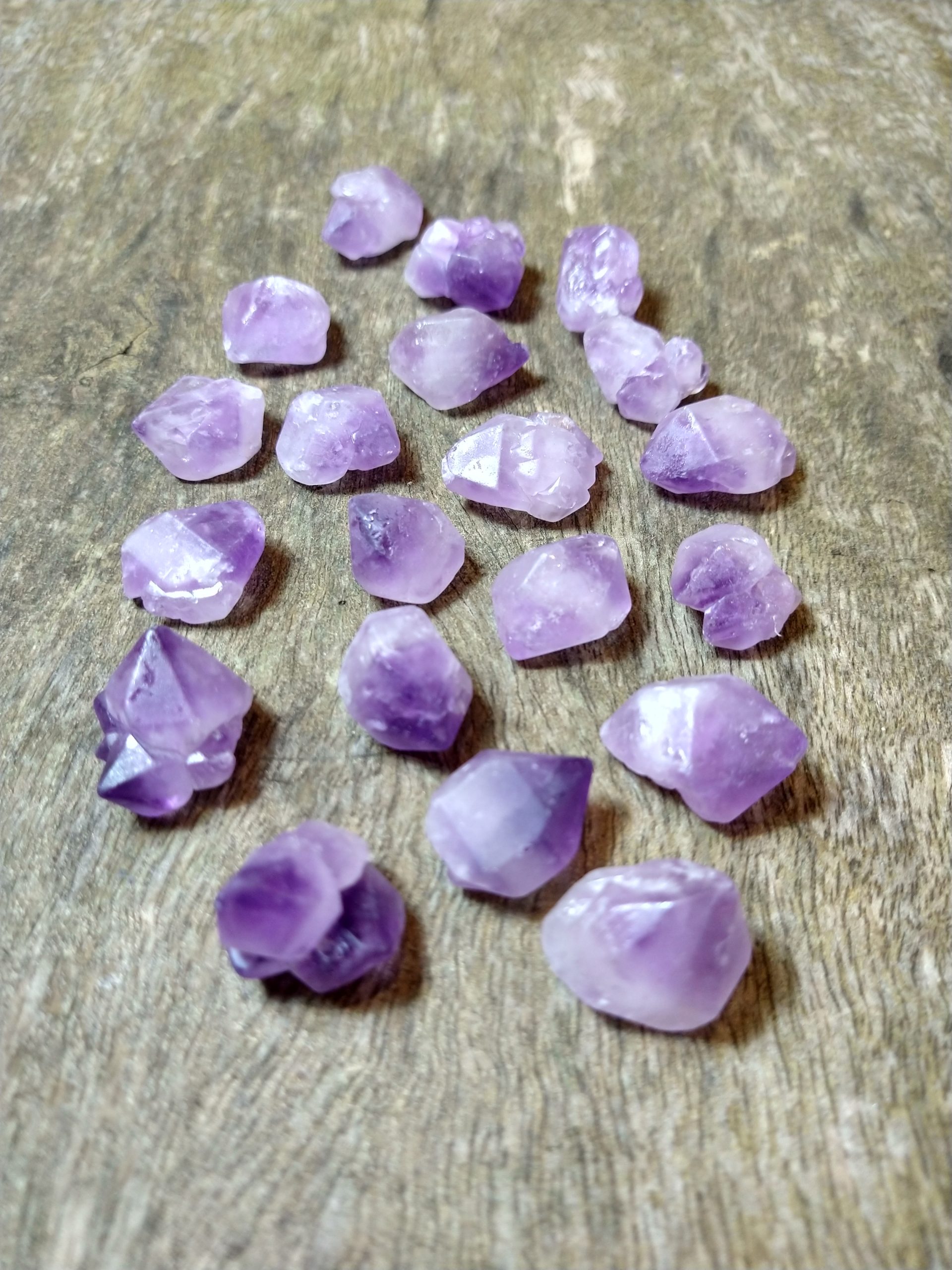 Natural Crystals: Amethyst Elestials (Approx 2x1x1cm)