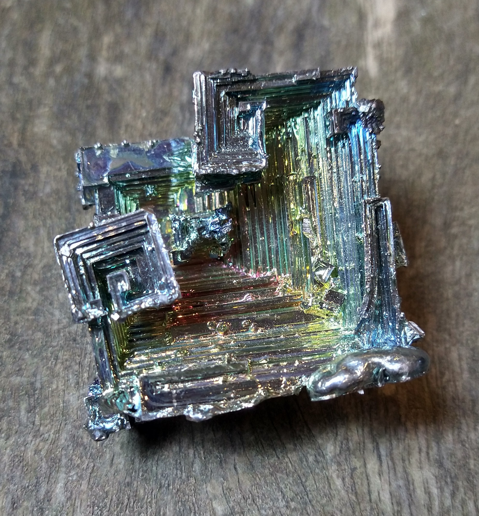 Genuine Crystal Specimen: Bismuth (9x8x5cm)