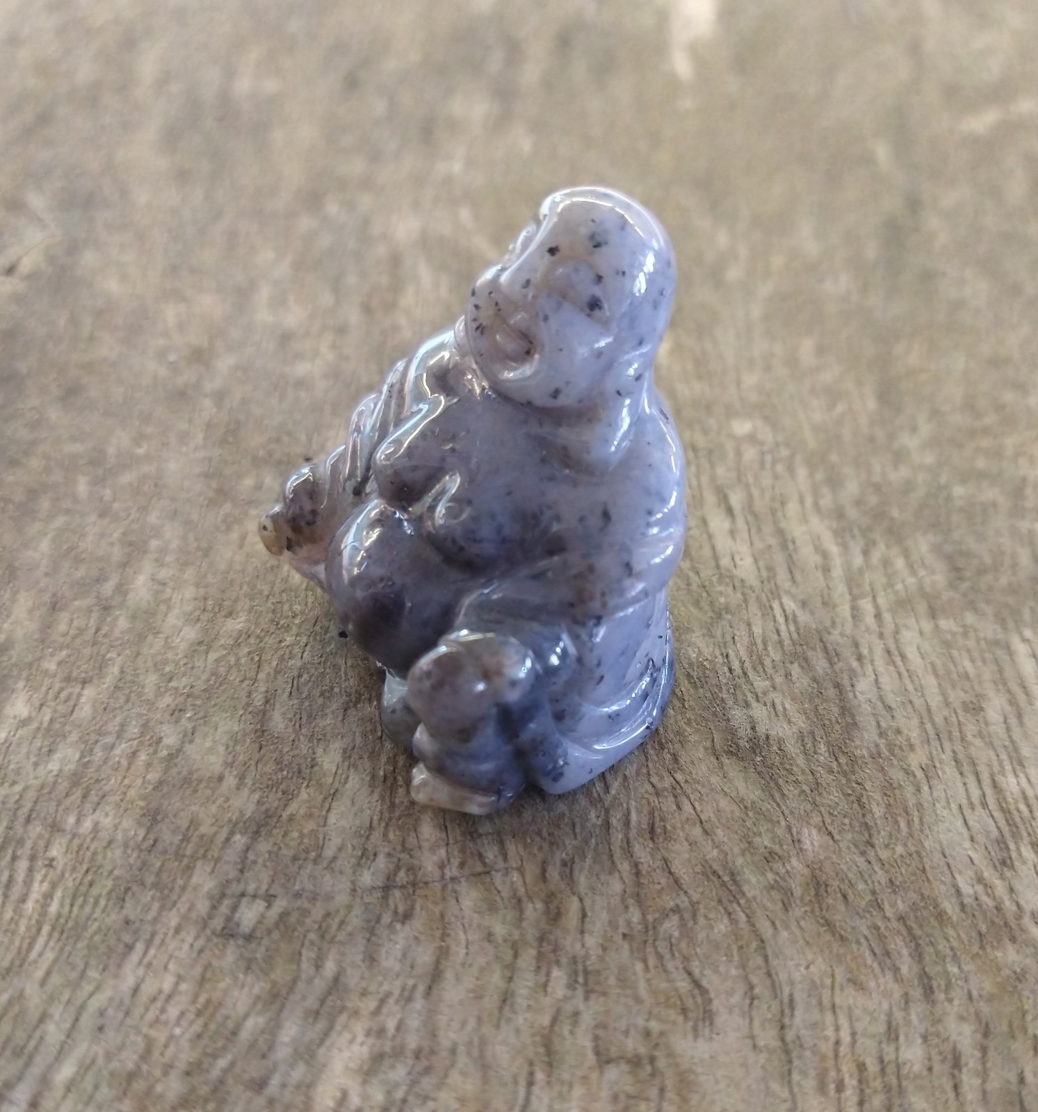 Natural Crystal: Hand Carved & Polished Dendritic Agate Buddah (Approx 4x4x2cm) - Image 3
