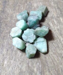 Natural Hexagonal Crystals: Emerald (Approx 1x1x1cm)