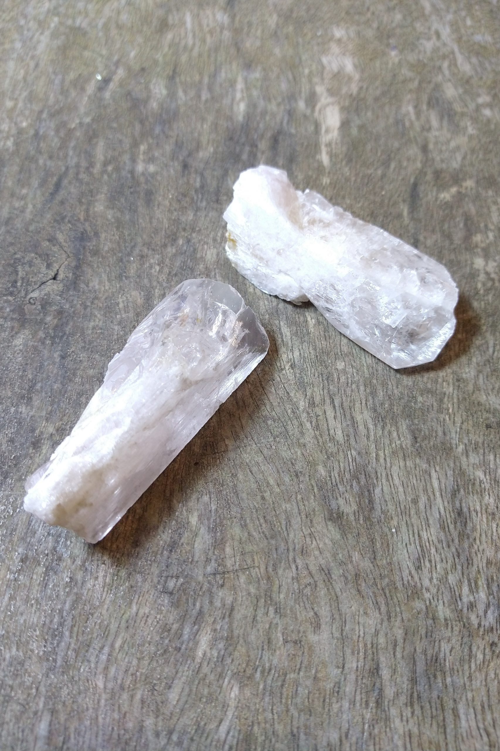 Natural Crystals: Danburite (Approx 8x2x1cm) - Image 3
