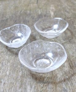 Natural Crystals: Hand Carved & Polished Clear Quartz Bowls ( Approx 5x5x4cm)