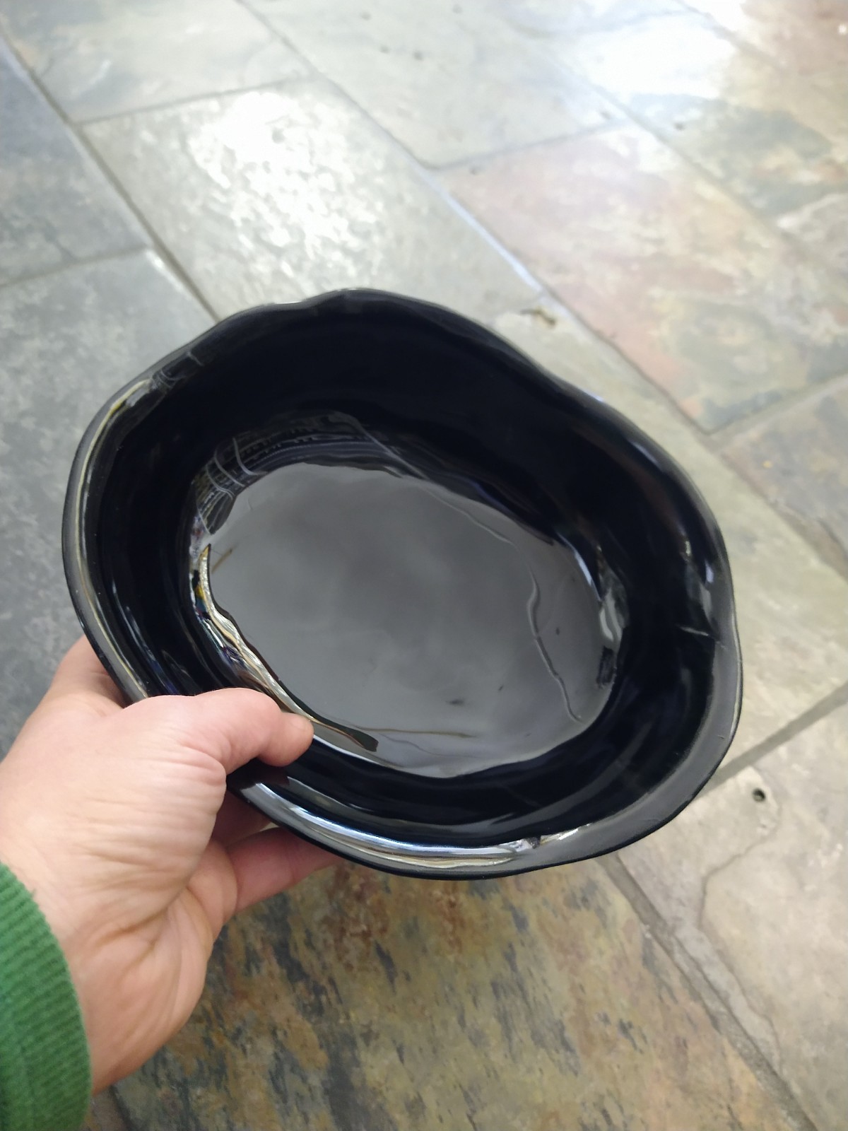 Natural Crystals: Hand Carved & Polished Black Obsidian Bowl (Approx 22x18x8cm) - Image 2