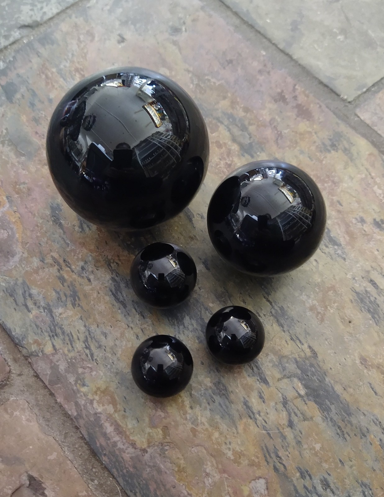 Natural Crystals: Cut & Polished Black Obsidian Spheres