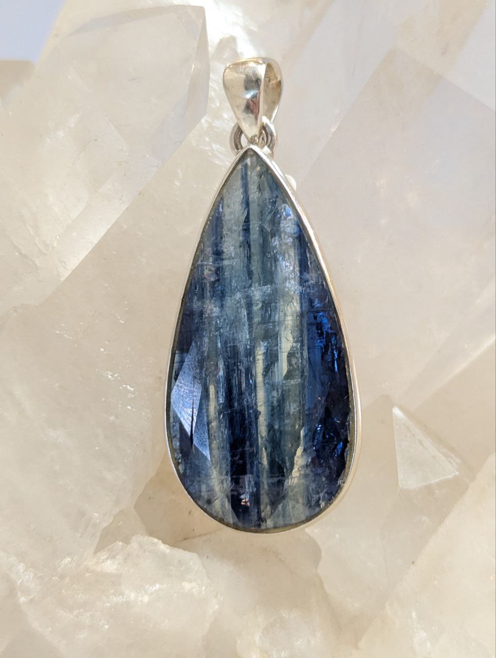 Kyanite Teardrop Fac Pendant | 925 Sterling Silver
