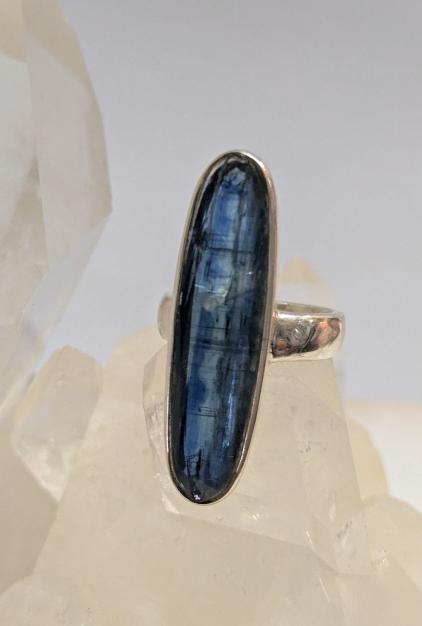 Kyanite Oval Cab Ring s9.5 | 925 Sterling Silver