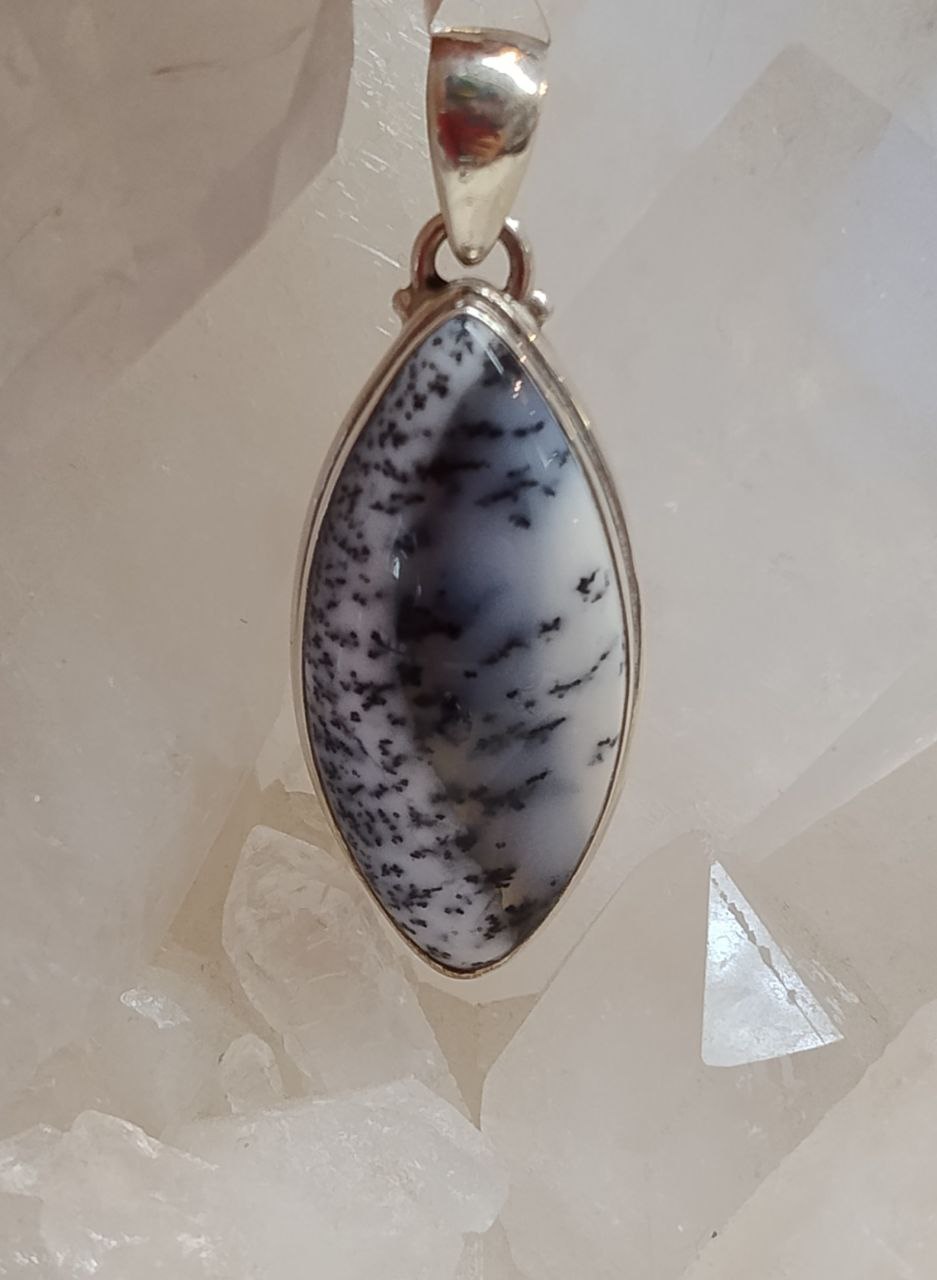 Pendant: Dendritic Agate Cab Marquise 135