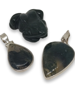 Moss Agate Pendants and Frog Carving