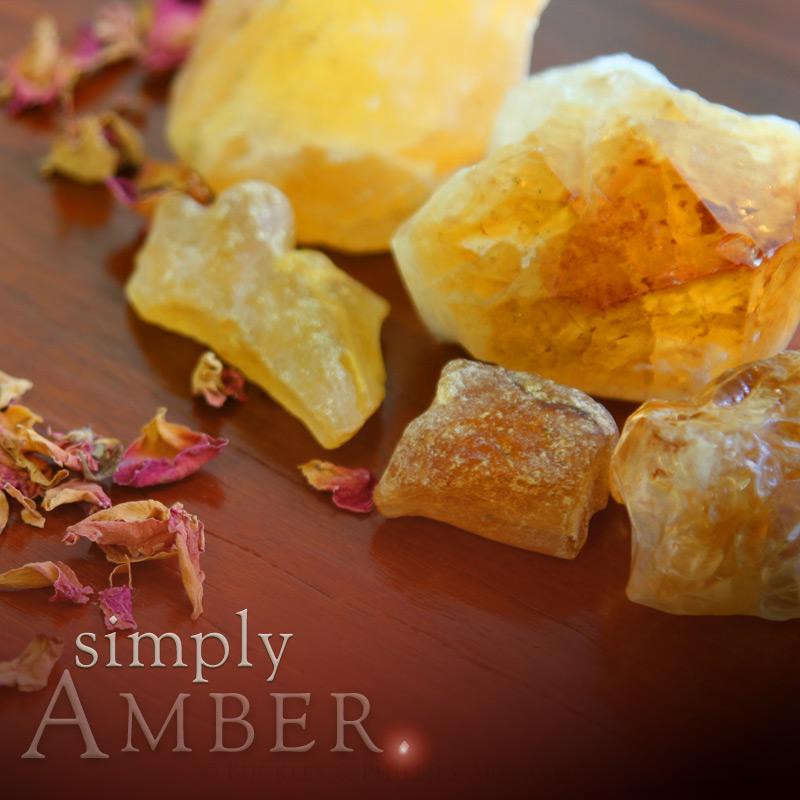 Simply Pillar Candle: Amber - Image 2