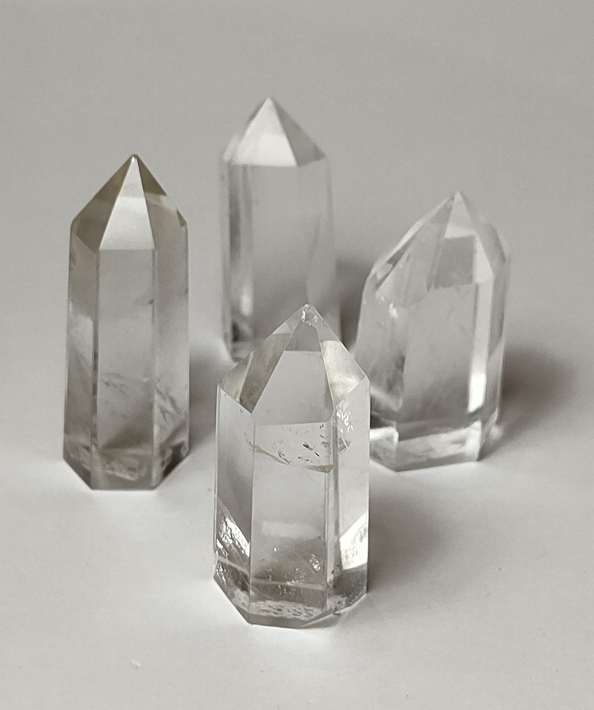 Natural Crystals: Small Clear Quartz Crystal Generators (Approx 4x2x1cm)