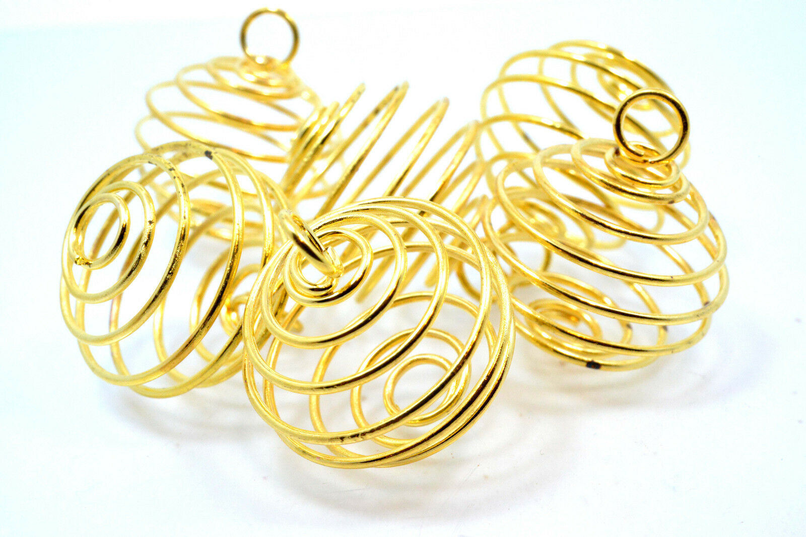 Crystal Keeper: Expandable Cages (Gold Colour)