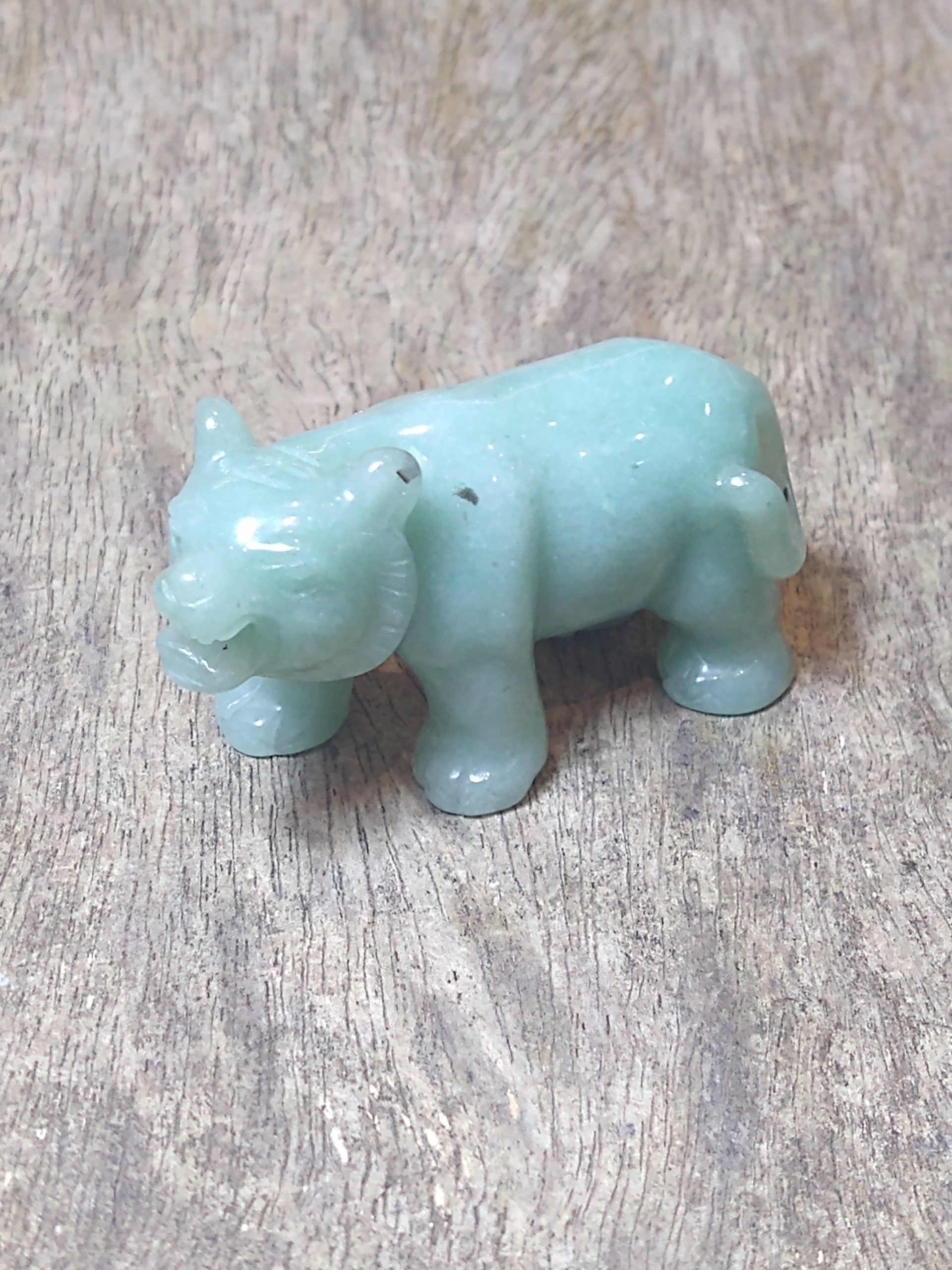 Natural Crystals: Hand Carved & Polished Green Aventurine Tiger (Approx 6x3.5x3cm)