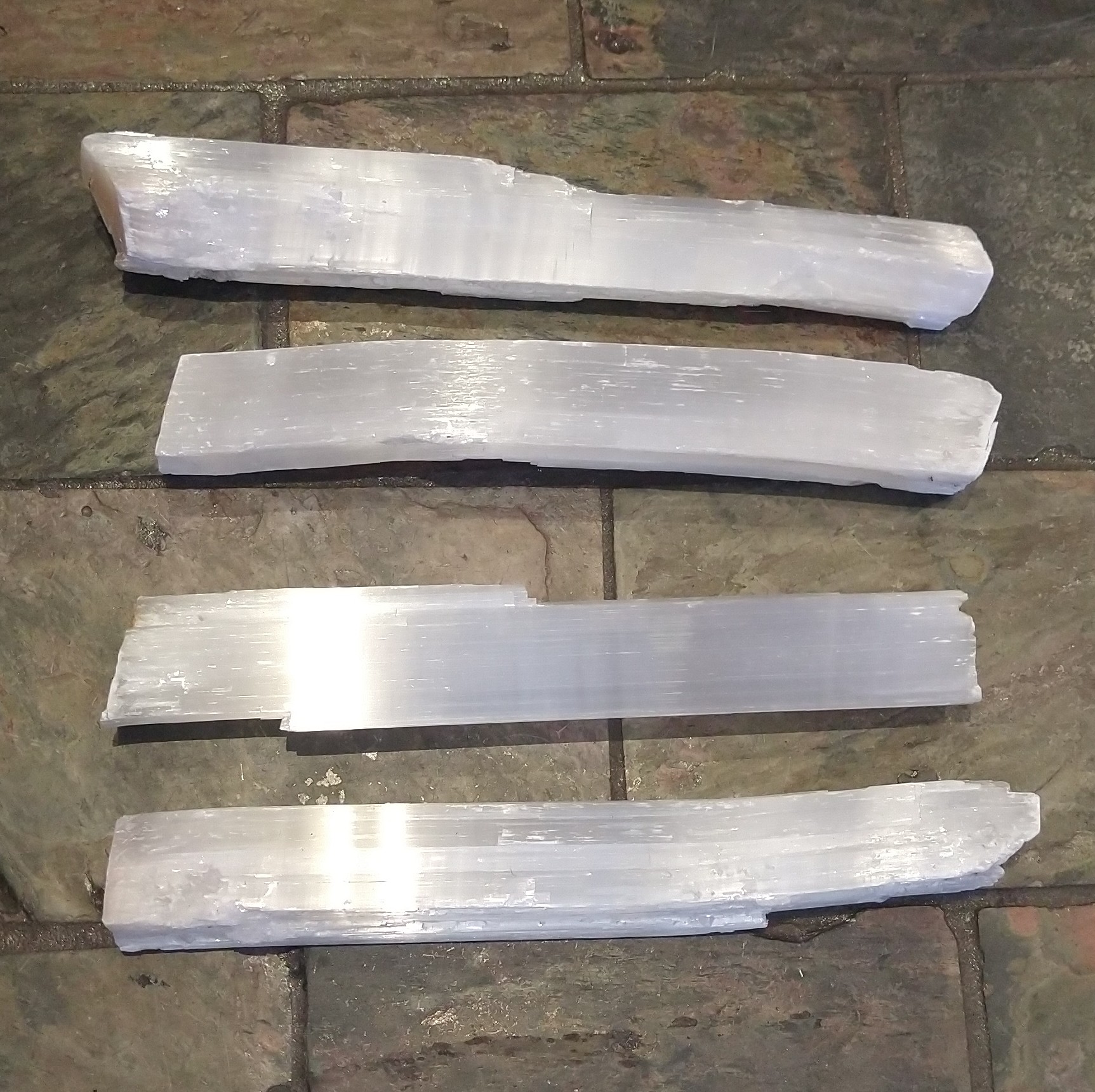 Natural crystals: Selenite logs