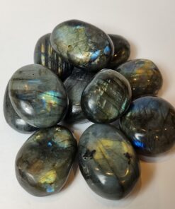 Natural Crystals: Labradorite Large Polished Pebbles (Approx. 2x2.5x2cm)