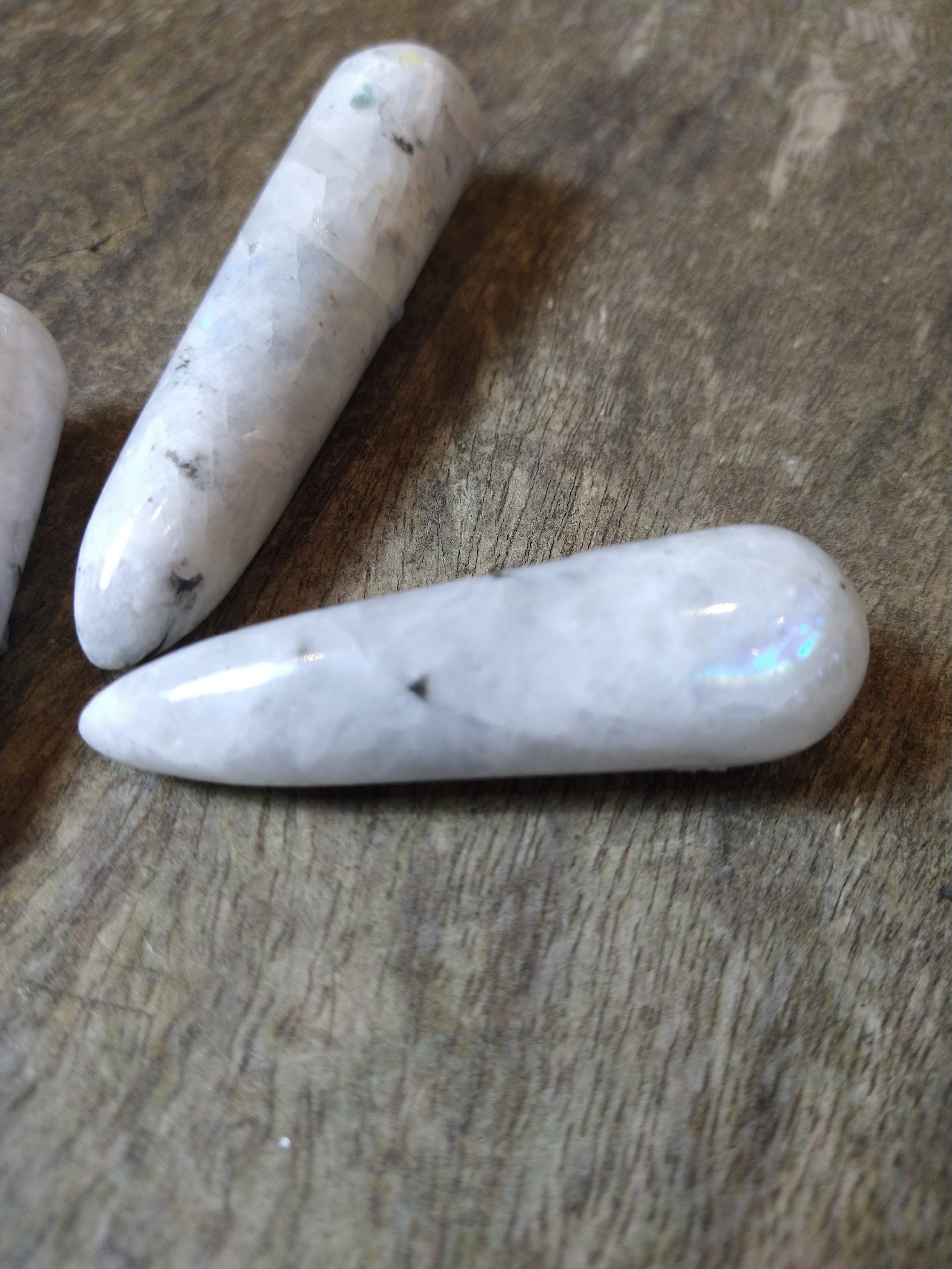 Natural Crystals: Rainbow Moonstone Wand - Image 2
