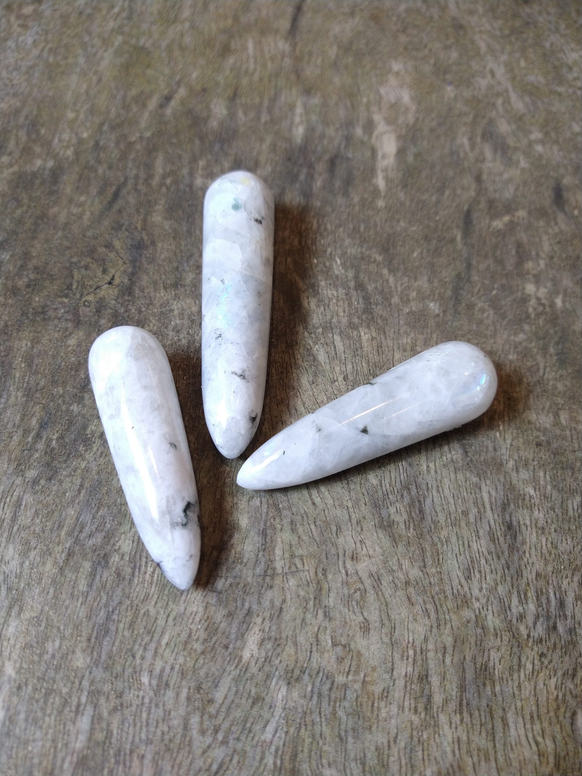 Natural Crystals: Rainbow Moonstone Wand