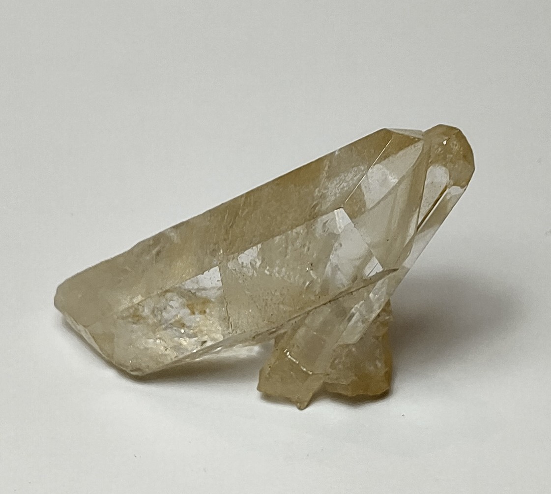 Natural Crystal: Citrine Bridge Crystal (Approx 8x3x2.5cm)