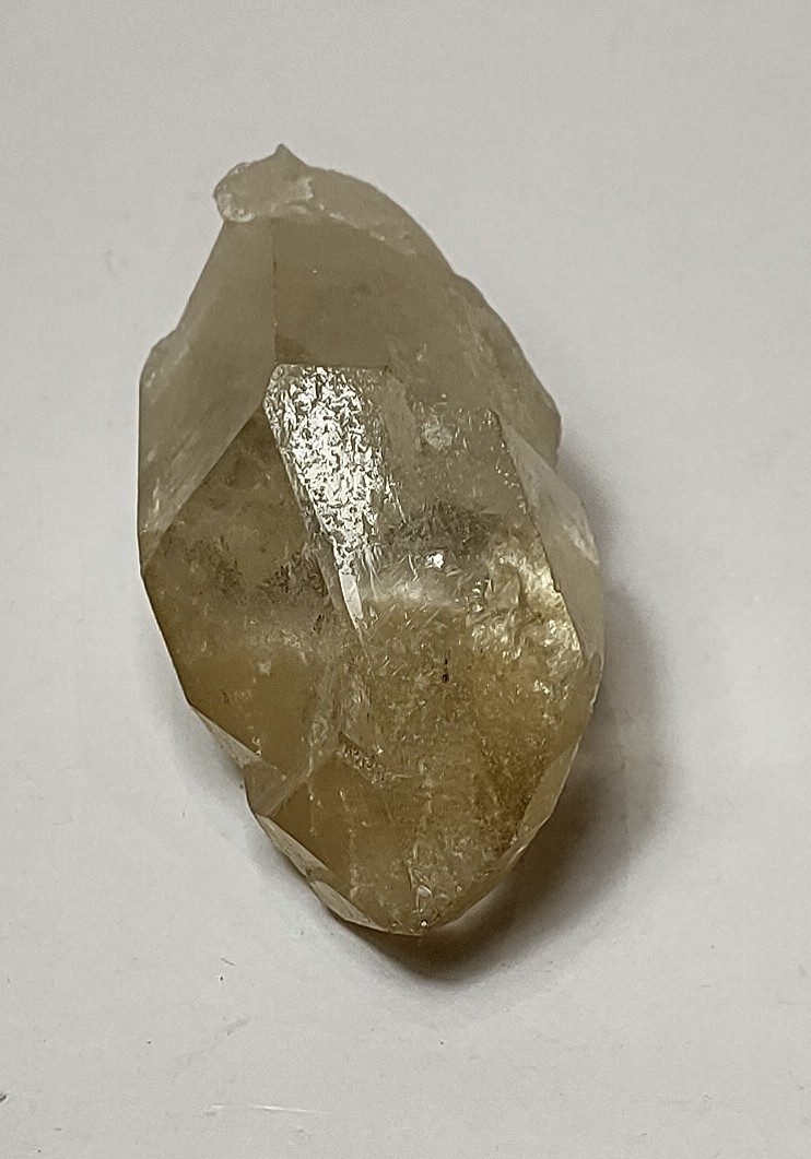 Natural Crystal: Citrine Point 'Record Keeper'(Approx 7x4x3.5cm)
