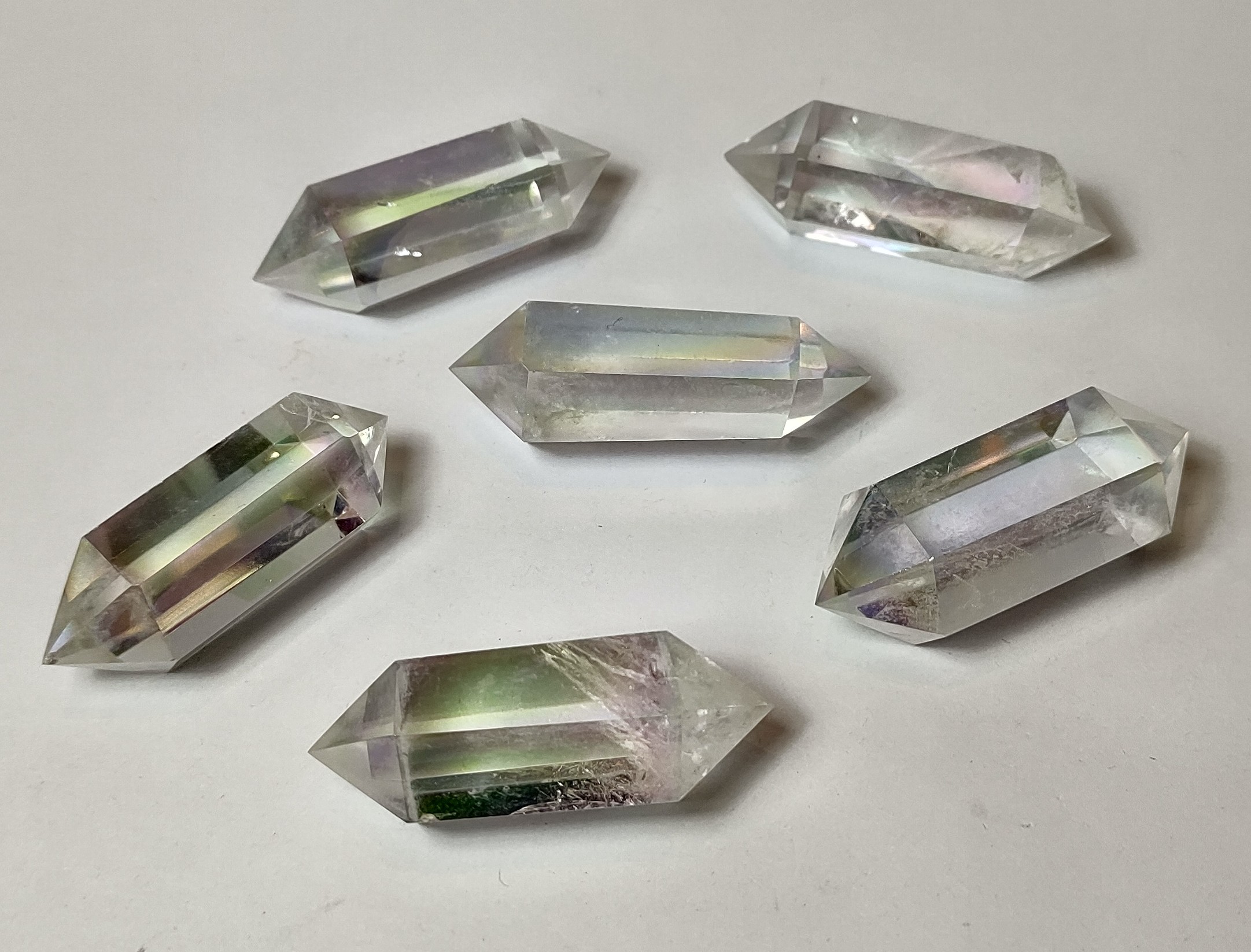 Genuine Crystals: Angel Aura Double Terminated Wands (Quartz Infuse with Silver & Platinum) (Approx 2.5x1.5cm)