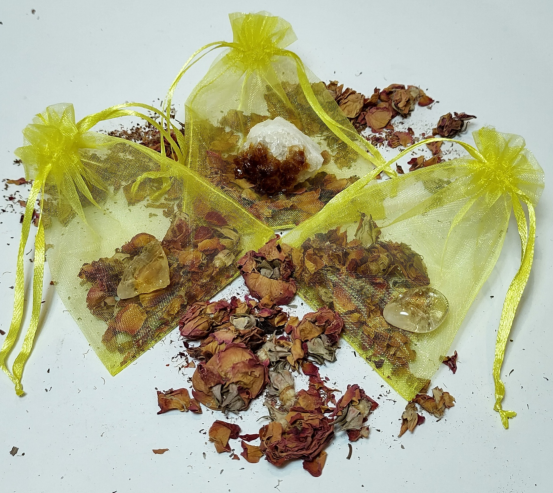 gift pack: three solar plexus chakra crystals for self-esteem, pro-activity, power & transformation