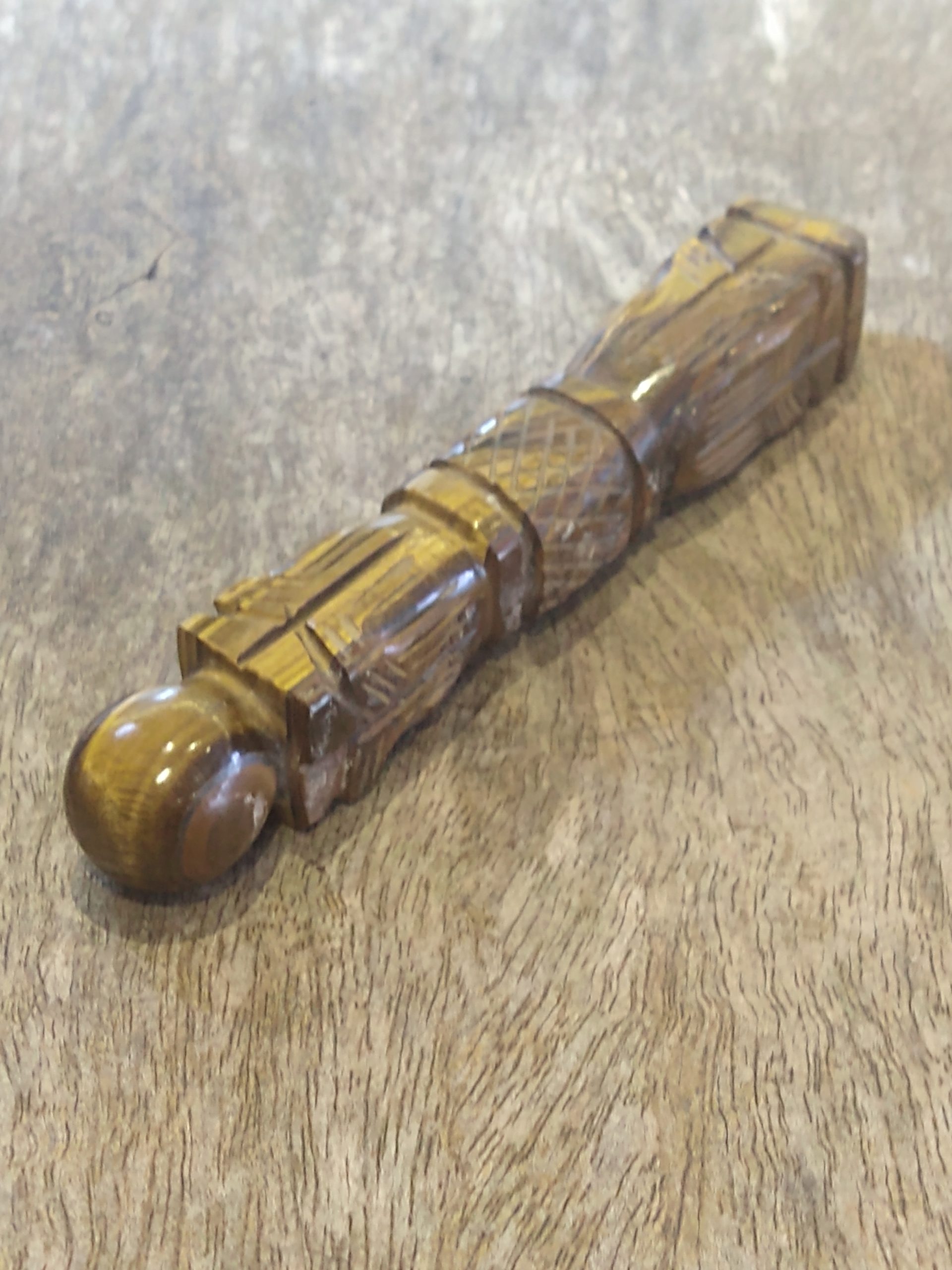 Natural Crystal: Hand Carved & Polished Tiger Eye Wand (Approx 13x2cm)