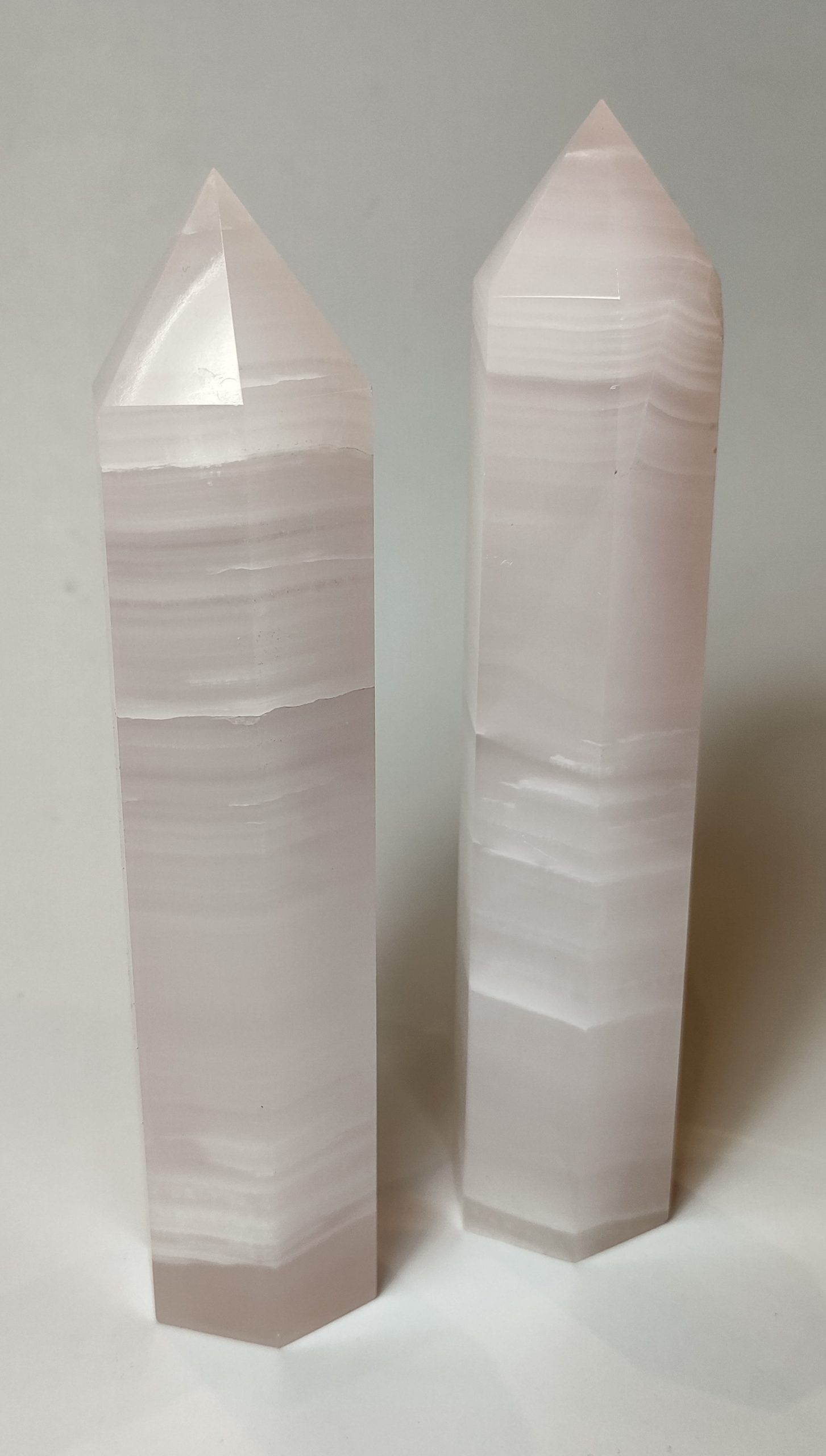 Carving: Mangano Calcite Generator 155 - Image 2