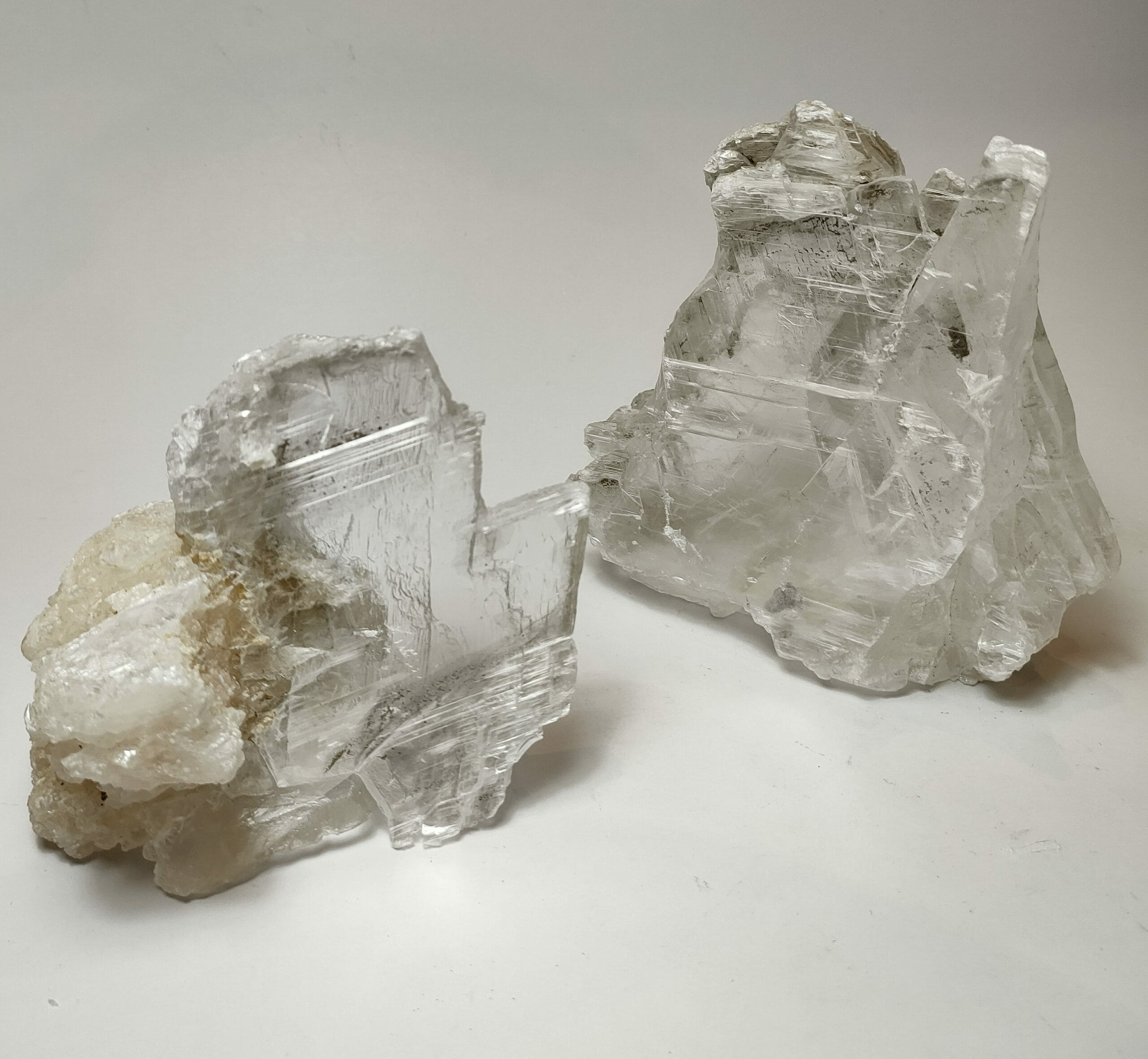 Natural crystals: medium Sheet Selenite specimens