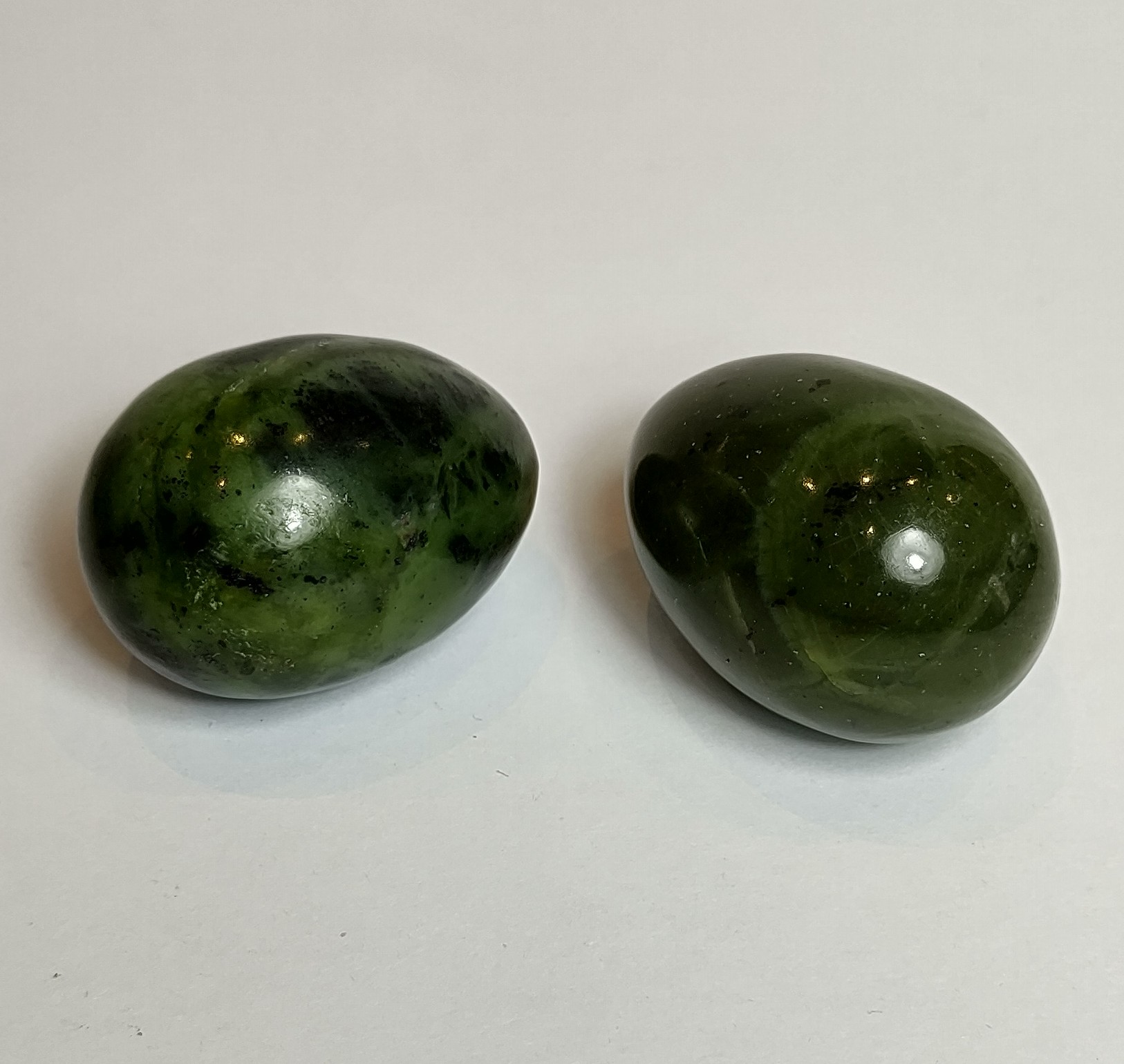 Natural Crystals: Hand Carved & Polished Jade Eggs (Approx. 3x2cm)